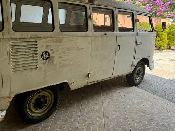 VOLKSWAGEN KOMBI 1.2 STD 8V GASOLINA 3P MANUAL VOLKSWAGEN KOMBI 1.2 STD 8V GASOLINA 3P MANUAL